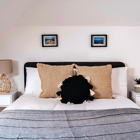 Finest Retreats - Tolcarne Stay - Luxury Newquay Apartment Exterior photo